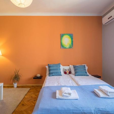 סופיה Artistic & Spacious 2Bd Central Apt By Flat Mаnager מראה חיצוני תמונה